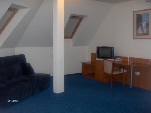 Panzio Sissi Hotel Gödöllő Eksteriør billede
